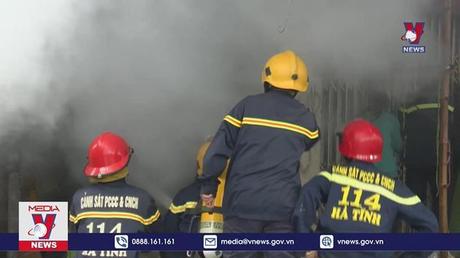 Hà Tĩnh kịp thời khống chế đám cháy tại cửa hàng đồ điện