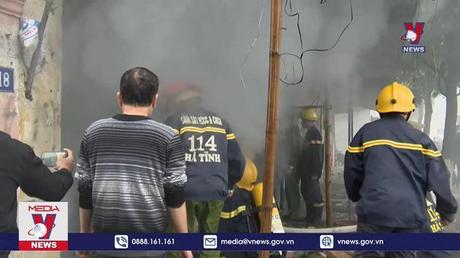 Hà Tĩnh kịp thời khống chế đám cháy tại cửa hàng đồ điện