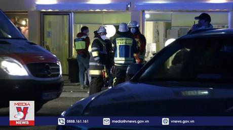 Hai tàu hỏa đâm trực diện ở Đức