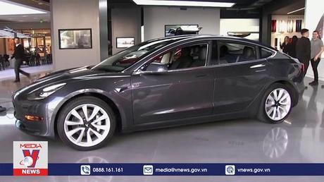 Hơn 400.000 ô tô điện Tesla bị điều tra vì sự cố phanh