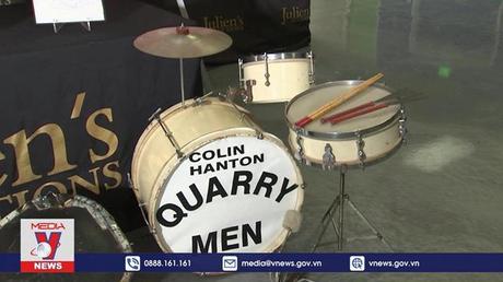 Đấu giá các kỷ vật âm nhạc của Madonna và The Beatles