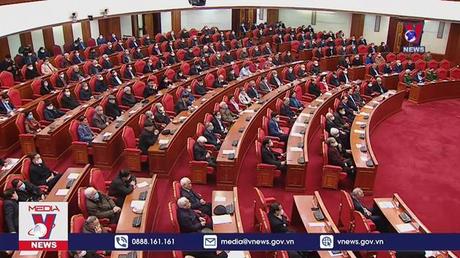 Bộ Chính trị gặp mặt các đồng chí nguyên lãnh đạo cấp cao của Đảng, Nhà nước 