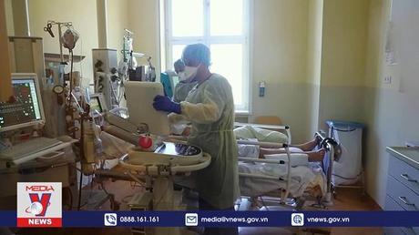 Thuốc điều trị COVID-19 giúp giảm nguy cơ nhập viện