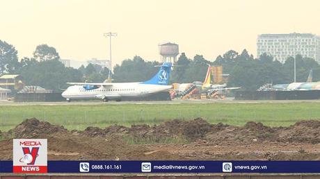 Đóng cửa 1 đường băng Tân Sơn Nhất để sửa chữa