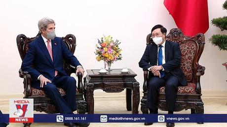 Phó Thủ tướng thường trực tiếp Đặc phái viên Tổng thống Hoa Kỳ 