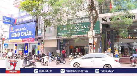 Người dân Bắc Ninh đổ xô đi mua kit test COVID-19