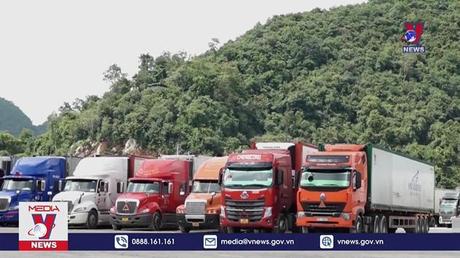 Tiếp tục tạm dừng đưa nông sản tươi lên Lạng Sơn