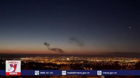 Ukraine đóng cửa không phận, xuất hiện nhiều tiếng nổ lớn