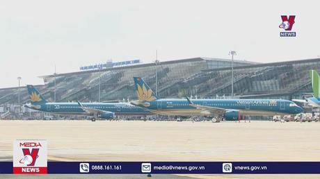 Khách bay tháng 2 tăng gần 58%