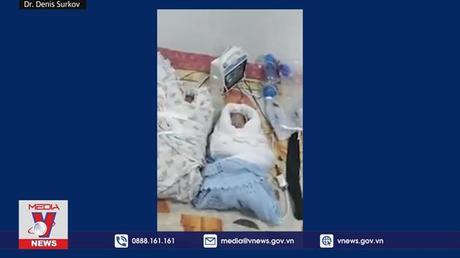 Em bé chào đời dưới hầm trú ẩn Kiev