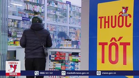 Lợi bất cập hại khi tự ý dùng thuốc điều trị COVID-19