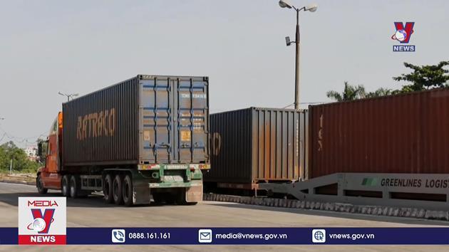 Tàu chở container hướng đi kinh tế cho đường sắt