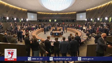 NATO tìm giải pháp chấm dứt căng thẳng Nga-Ukraine
