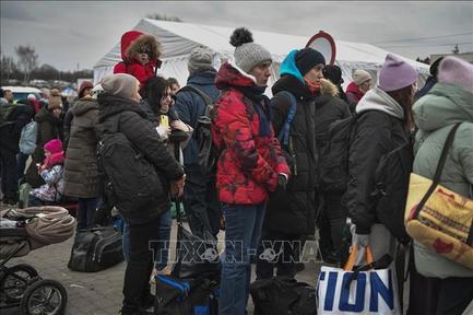 Quân đội Nga thông báo mở nhiều hành lang nhân đạo tại Ukraine