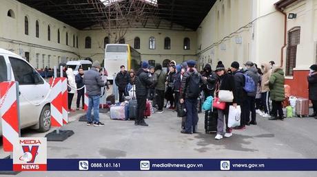 Chuyến bay đầu tiên sơ tán người Việt từ Ukraine về nước đã sẵn sàng