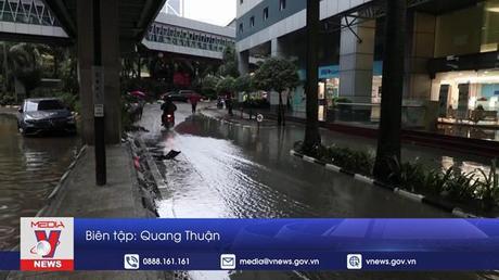 Mưa lũ gây ngập lụt nghiêm trọng tại Malaysia