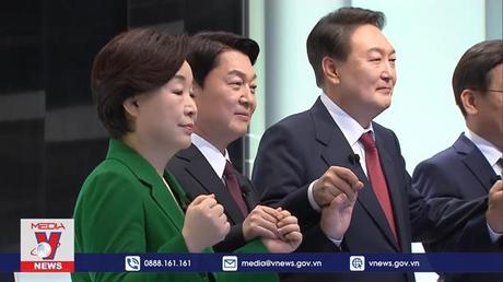 Các ứng cử viên Tổng thống Hàn Quốc nỗ lực giành thêm ủng hộ