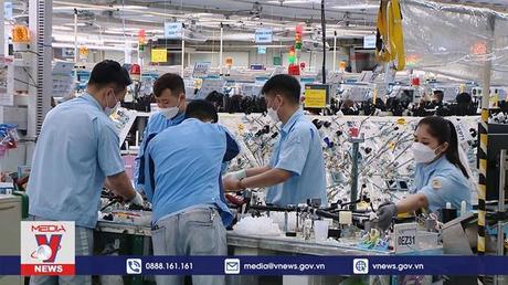 Người lao động hưởng lợi từ chính sách vay vốn trả lương