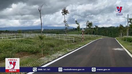 Hơn 100 trường hợp hiến đất làm đường không phép