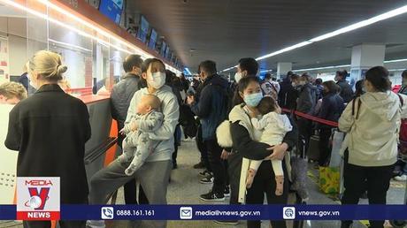 Chuyến bay thứ hai sơ tán người Việt ở Ukraine cất cánh