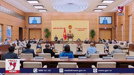 Tiếp tục Phiên họp thứ 9 Ủy ban Thường vụ Quốc hội