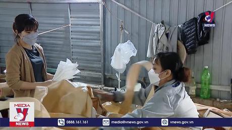 Phụ nữ không đứng ngoài cuộc chiến chống dịch