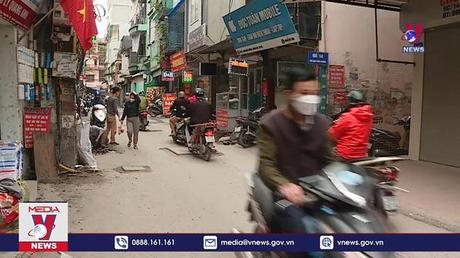 Ám ảnh con phố chi chít hố ga 