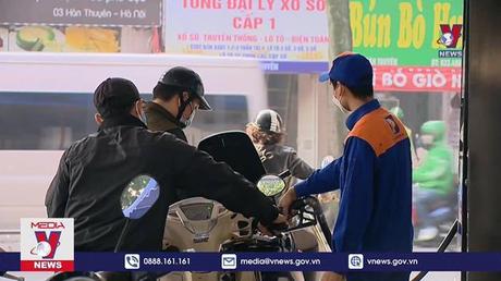 Cần giải pháp bình ổn giá xăng trong nước