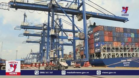 Cước vận chuyển container tăng 10 - 30% 