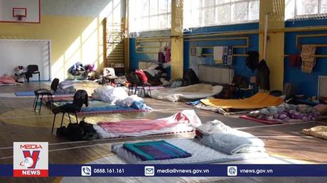 Trẻ em sơ tán đến Lviv trở lại trường học 