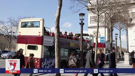 Mỹ cảnh báo làn sóng mới COVID-19