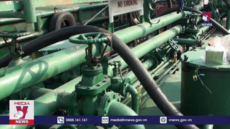 Tình trạng buôn lậu xăng dầu 