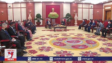 Tổng Bí thư tiếp Thủ tướng Chính phủ Malaysia