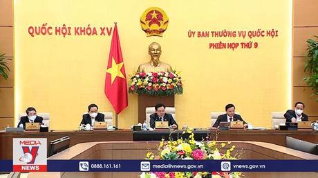 Xem xét thí điểm tổ chức lao động cho phạm nhân ngoài trại giam