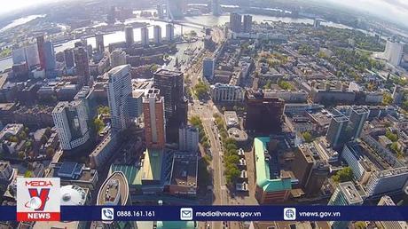 Thăm thành phố cảng Rotterdam của Hà Lan