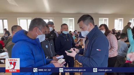  Tích cực hỗ trợ bà con sơ tán từ Ukraine sang Đức