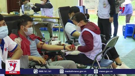 Gần 1.000 đoàn viên, thanh niên tham gia chương trình Chủ nhật đỏ tại Bắc Ninh