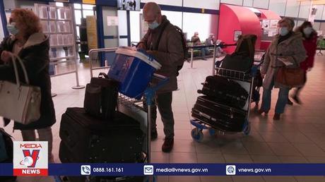 Người dân Sao Jorge sơ tán do nguy cơ núi lửa phun trào