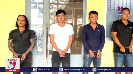 Bắt 4 đối tượng nhận 100 triệu đồng tiền bảo kê bơm hút cát