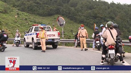 Ngăn chặn đua xe trái phép trên đèo Hải Vân
