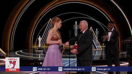 Tượng vàng Oscar có giá 1 USD