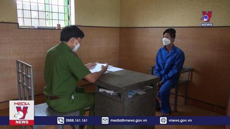 Quảng Ngãi: Bắt kẻ níu kéo người tình, cắt gân tay bé 3 tuổi