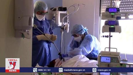 Mỹ đóng cửa nhiều điểm xét nghiệm và tiêm chủng COVID-19