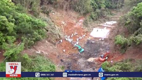 Tìm thấy gần 50.000 mảnh vỡ máy bay rơi ở Trung Quốc