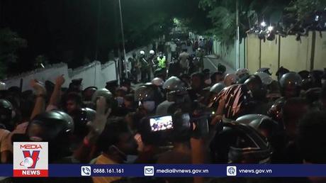 Sri Lanka ban bố tình trạng khẩn cấp sau bạo động