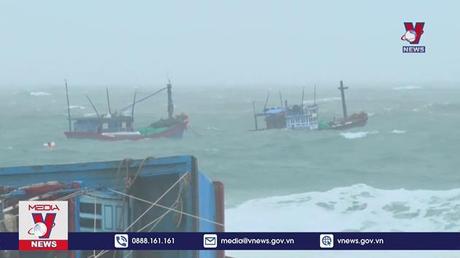 Thủ tướng yêu cầu tập trung khắc phục hậu quả mưa lũ bất thường tại miền Trung 