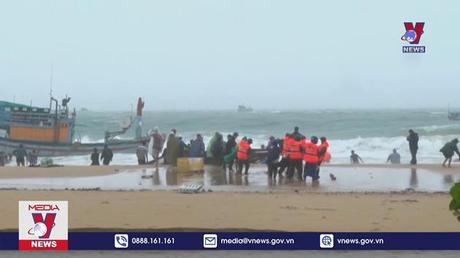 Miền Trung thiệt hại hơn 100.000 ha lúa, hoa màu