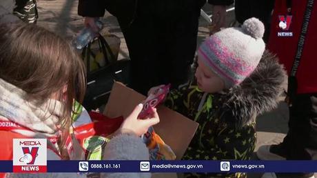 Hơn 4 triệu người đi lánh nạn do xung đột tại Ukraine