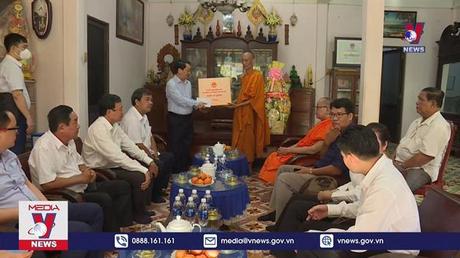 Ủy ban Dân tộc thăm và chúc Tết cổ truyền đồng bào Khmer Trà Vinh