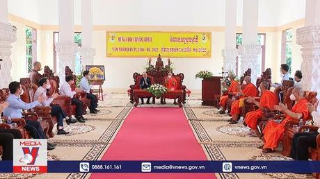 Chủ tịch nước chúc mừng Tết Chôl Chnăm Thmây